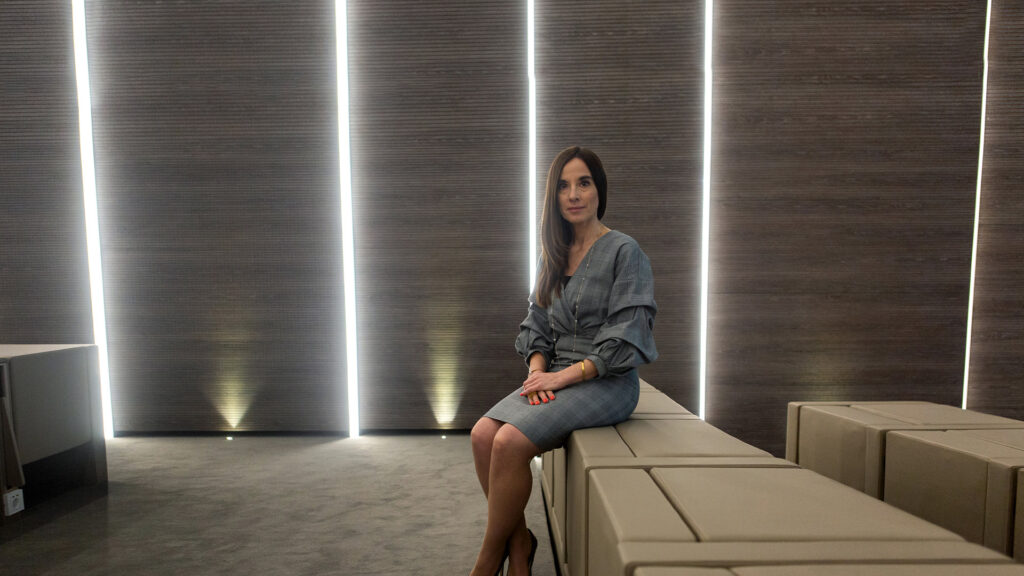 Marta de Oliveira Pinto Trindade leciona aula sobre Direito do Trabalho e Metaverso