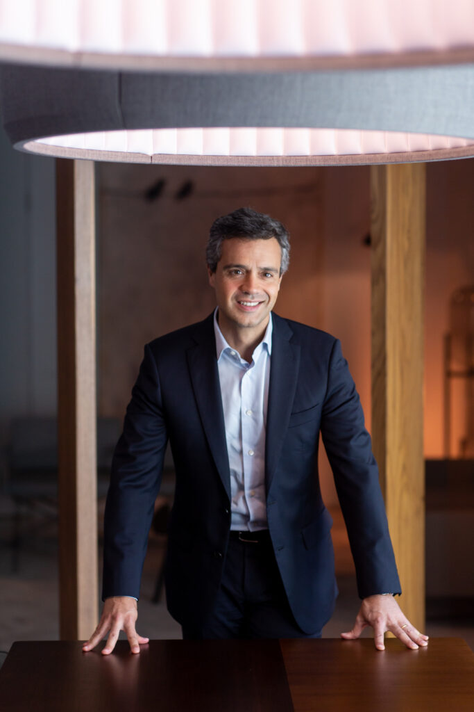 Nuno Cunha da Barnabé comenta o novo regime de RNH para a France-Presse