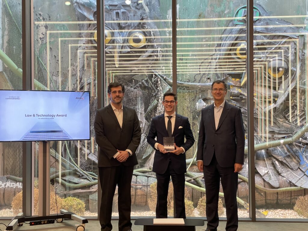 Trabalho sobre Spotify e tributação internacional vence a 5ª edição do Law and Technology Award da Abreu Advogados