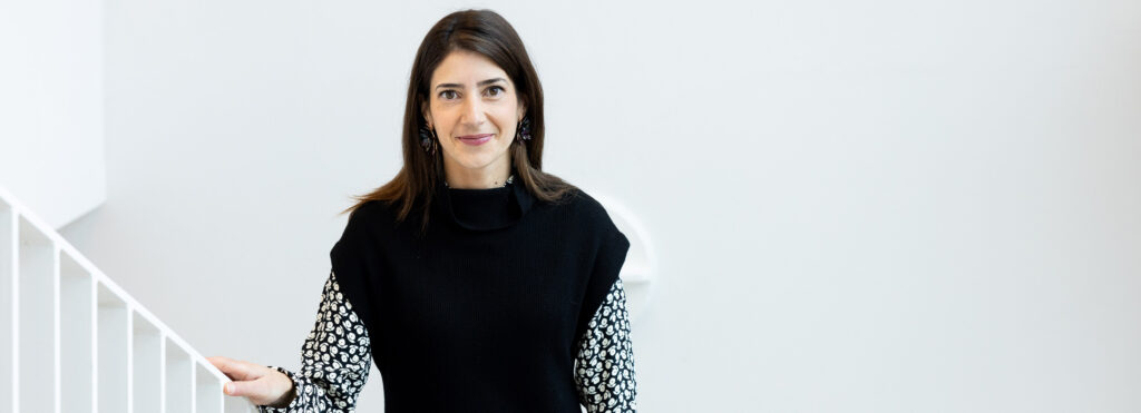 Laëtitia Ferro Rodrigues analisa estatuto de dirigentes públicos em artigo no ECO